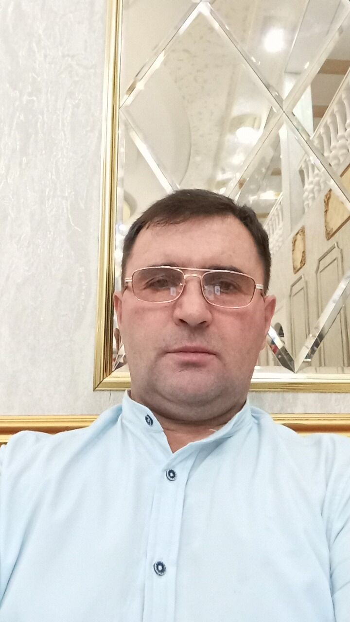  48506740  Takhir, 41 ,    