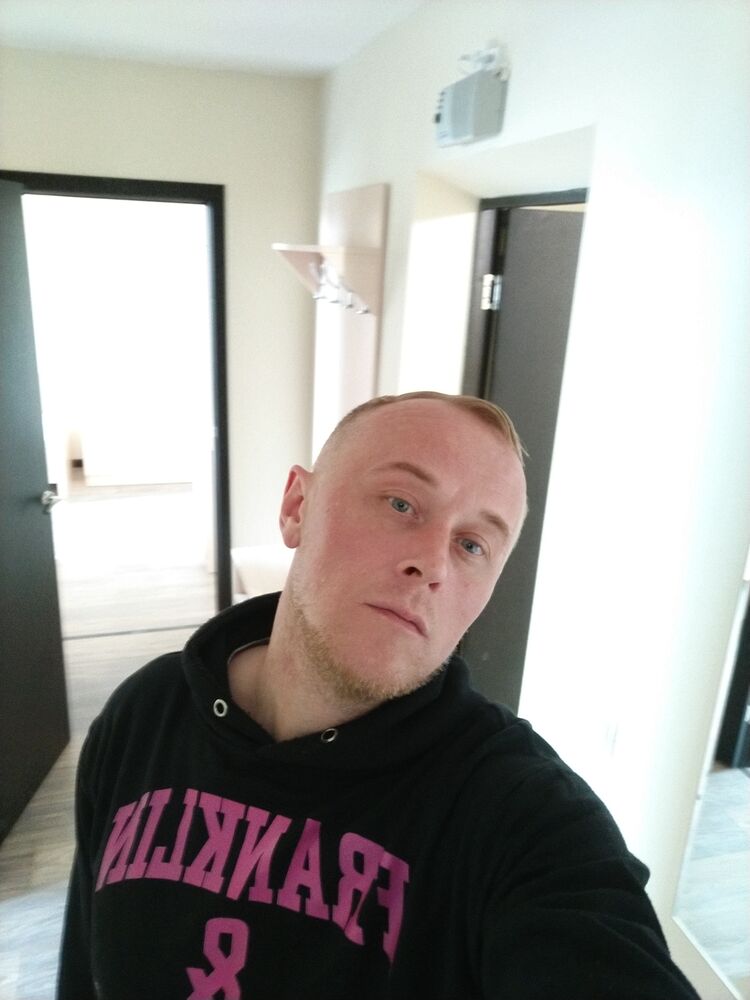  26075450  Sasha sneg, 41 ,    