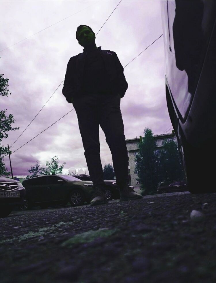  33917540  , 28 ,    