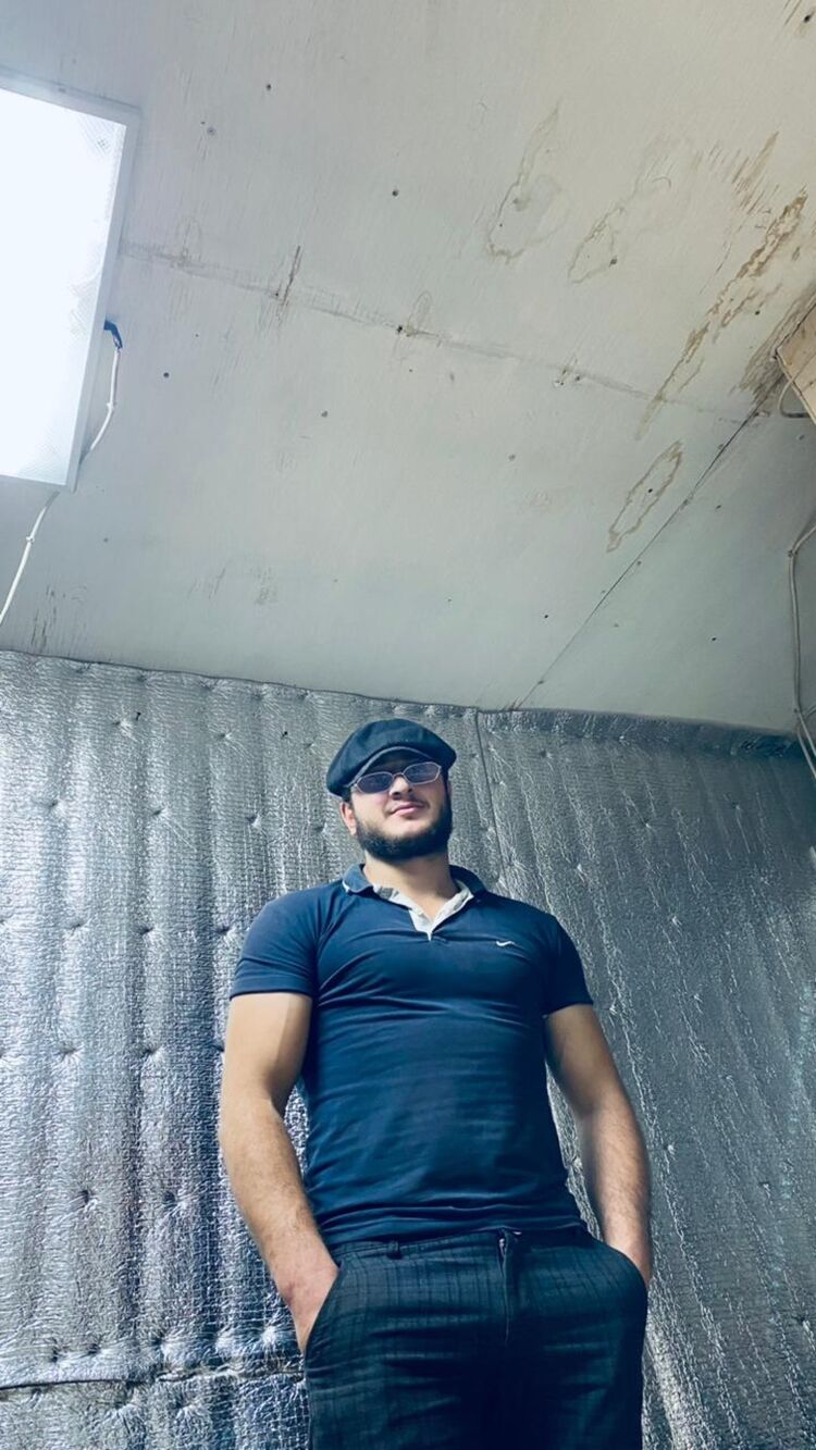  -,   Sargis, 26 ,   ,   