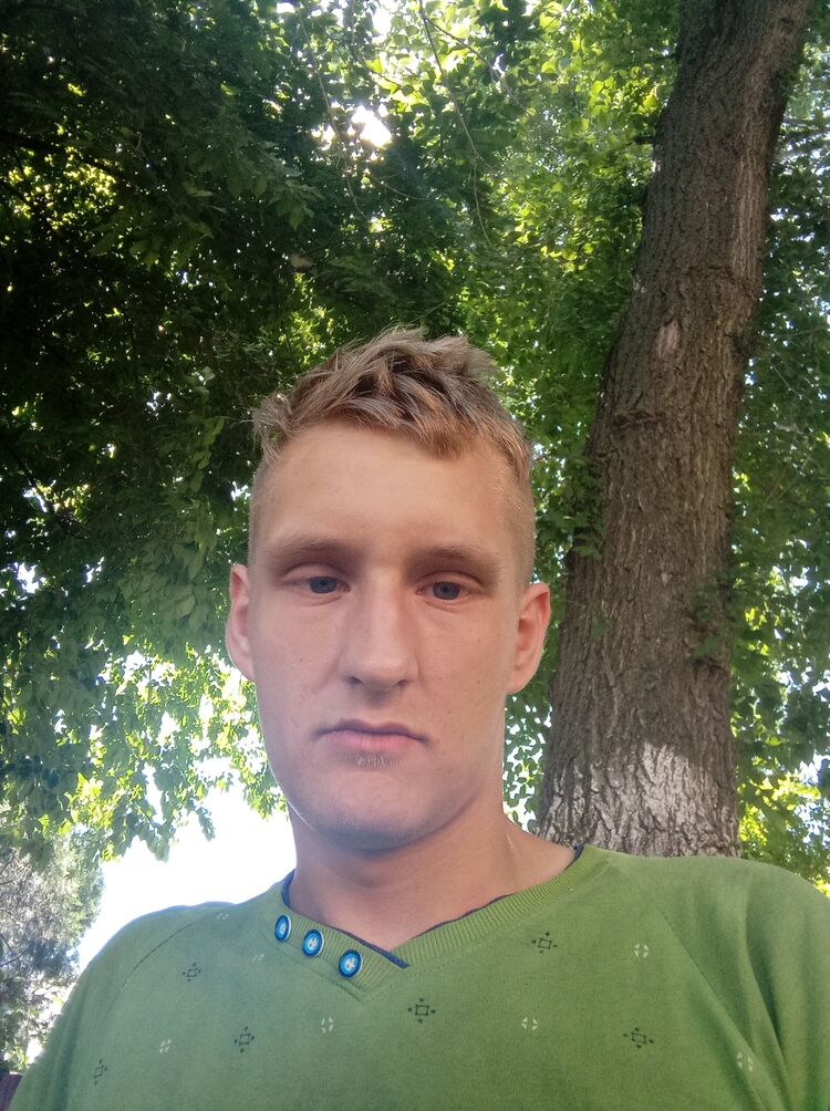  ,   Evgenu, 25 ,   ,   