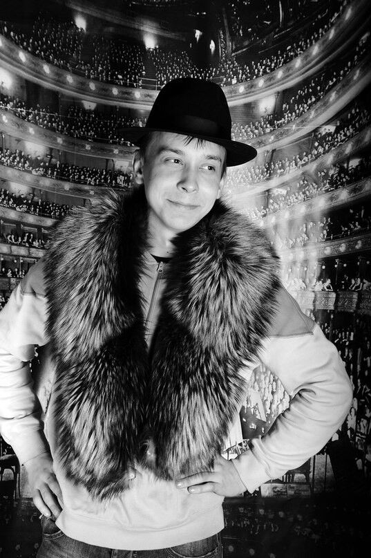 ���� 9439100 ������� ������, 32 ����, ���� ���������� � ������������