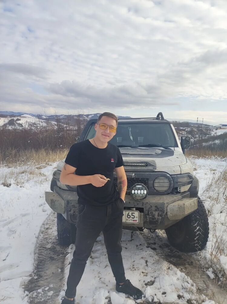  33715930  , 25 ,    