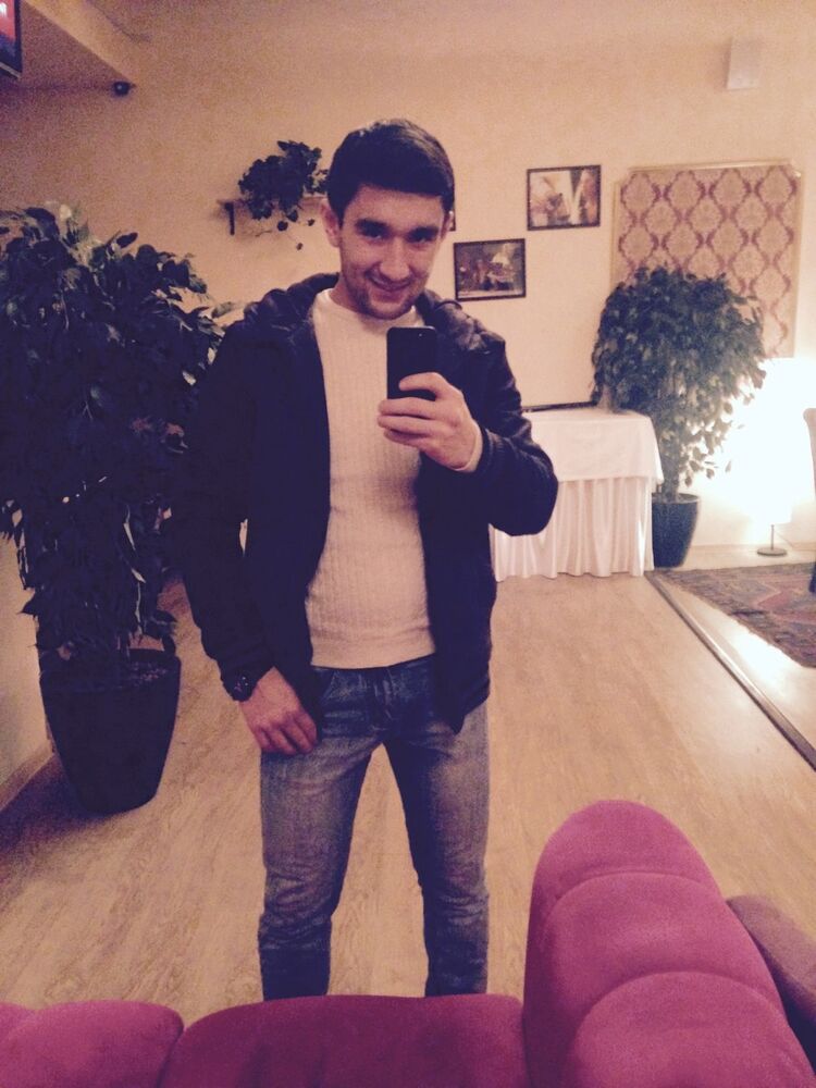 9096570  Alixan, 30 ,    