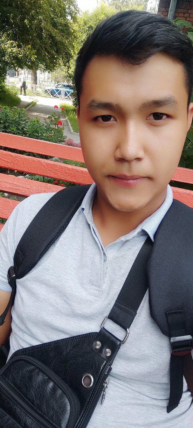  33508390  Tilek, 23 ,    