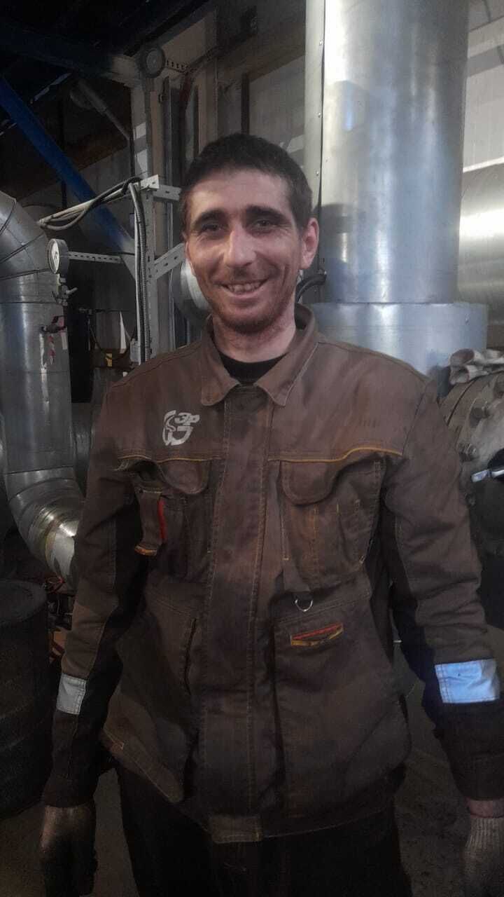  32227730  , 27 ,    