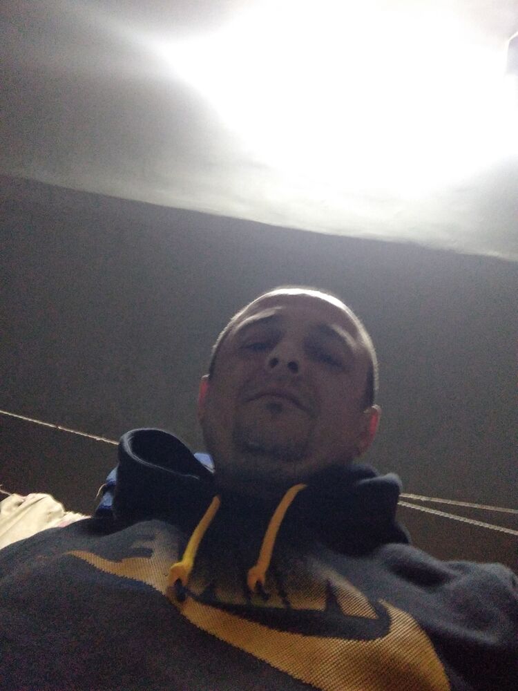  54432200  Oleg, 37 ,    