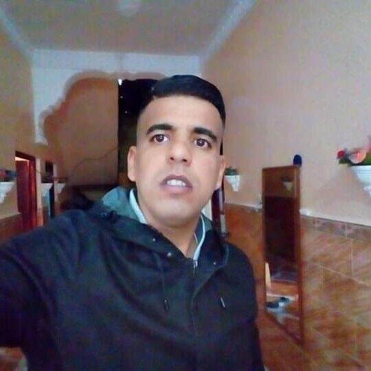  Algiers,   Sofyan, 32 ,   ,   , c 