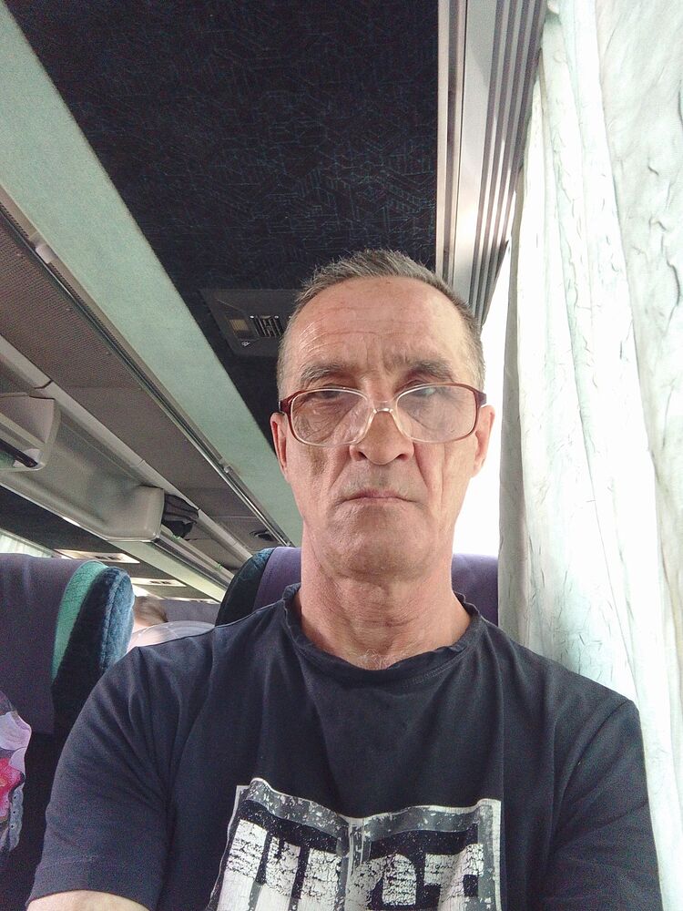  45098130  , 52 ,    