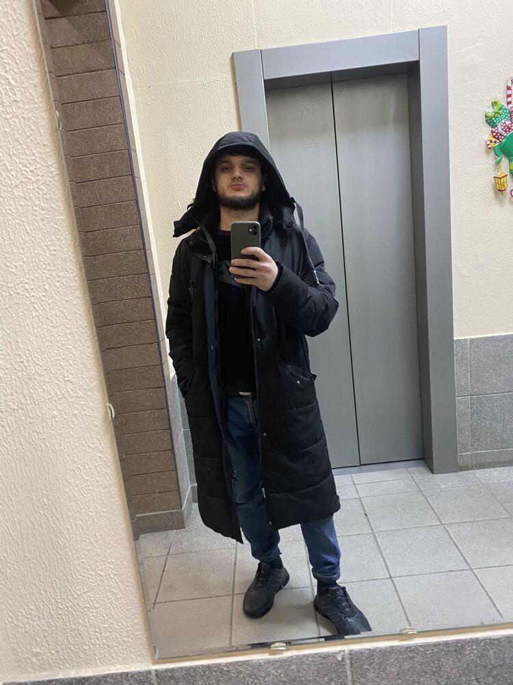  31551950  Kazim, 26 ,    