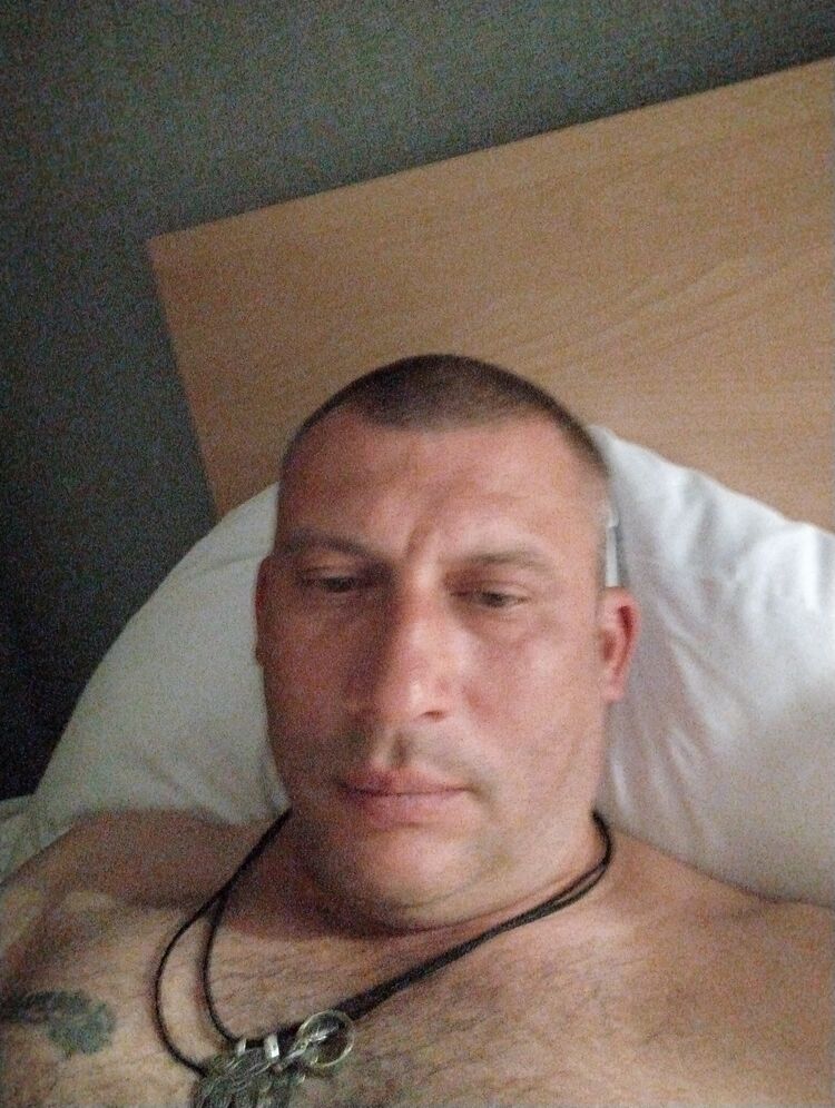  35383830  , 44 ,    