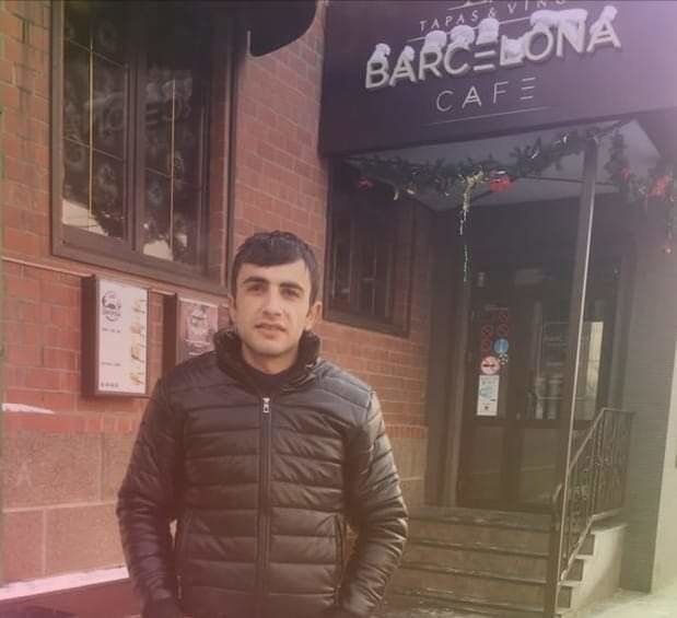  19693390  Artyom, 31 ,    