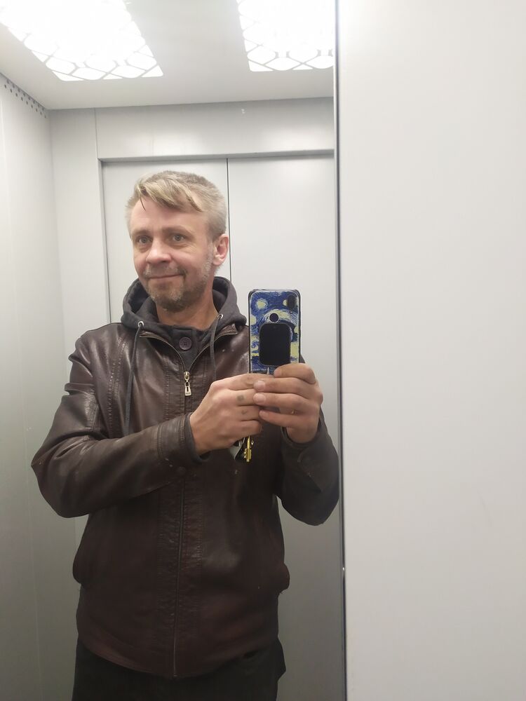  30228090  , 52 ,    