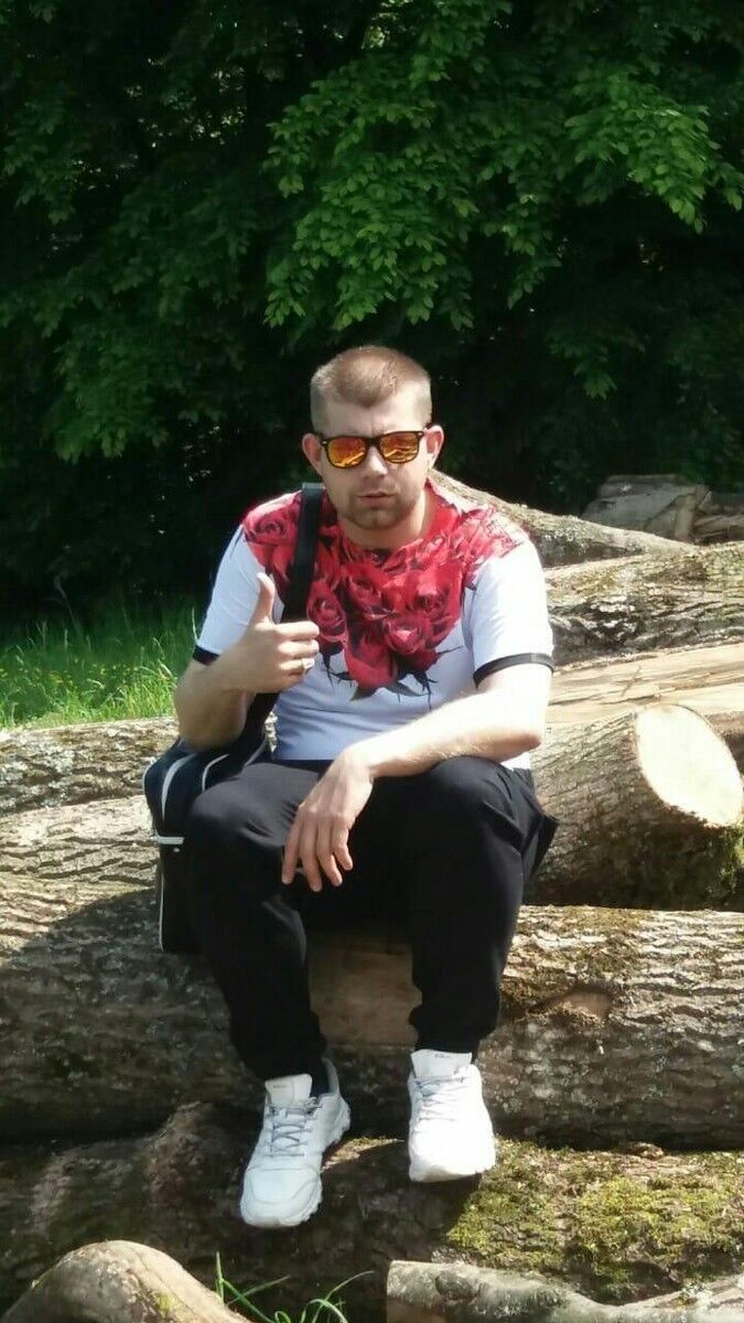  16233370  , 37 ,    