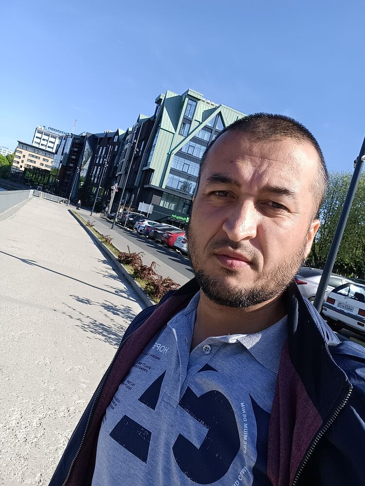  34525650  Dilik, 37 ,    