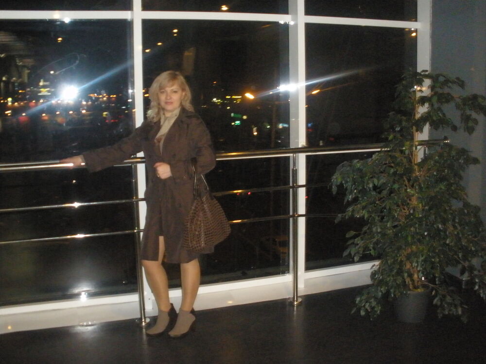  4621800  Iryna, 49 ,    