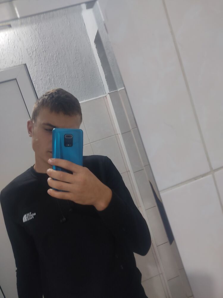  36254730  Catalin, 20 ,    