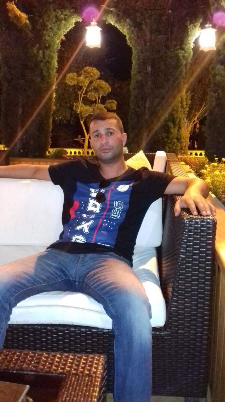  31055450  Fuad, 47 ,    