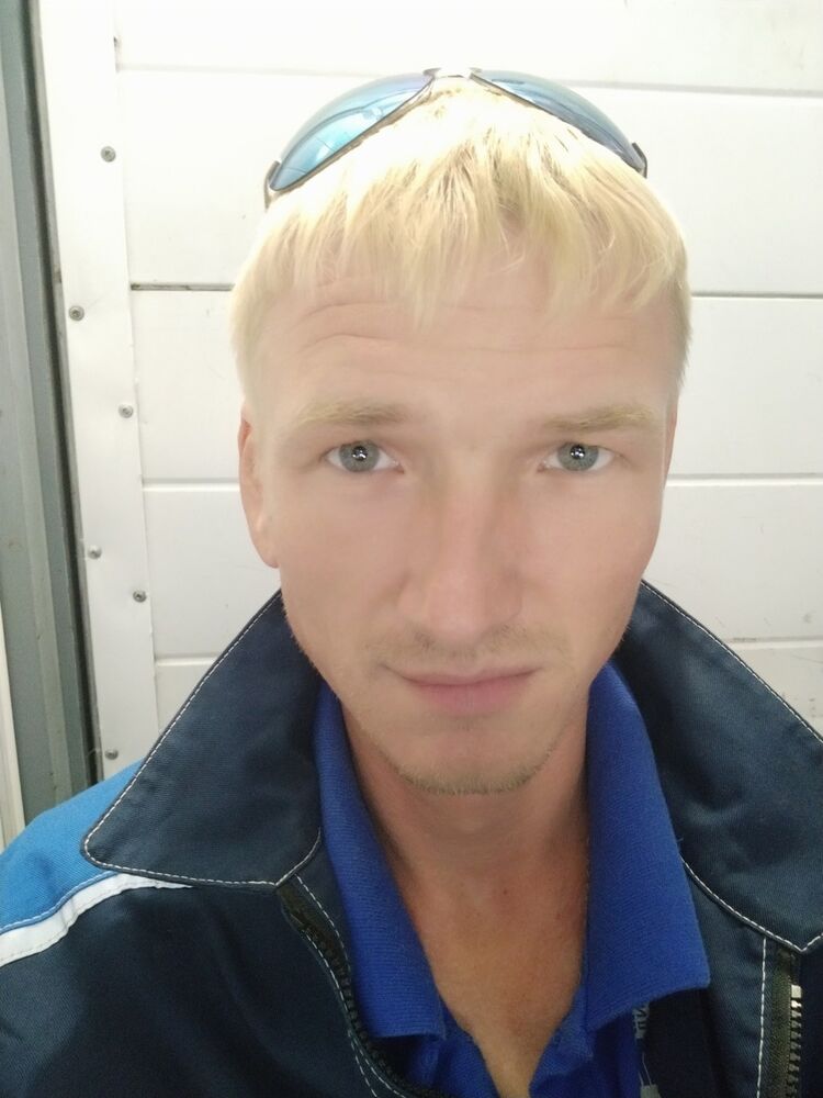  ,   Igor, 39 ,  