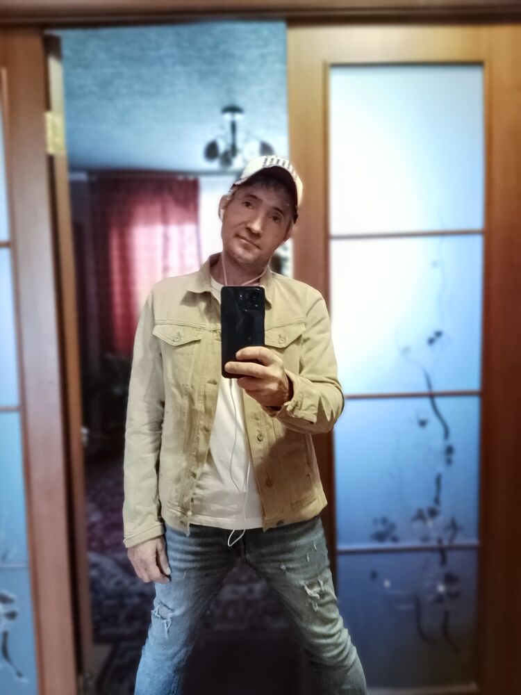  37489710  , 46 ,    