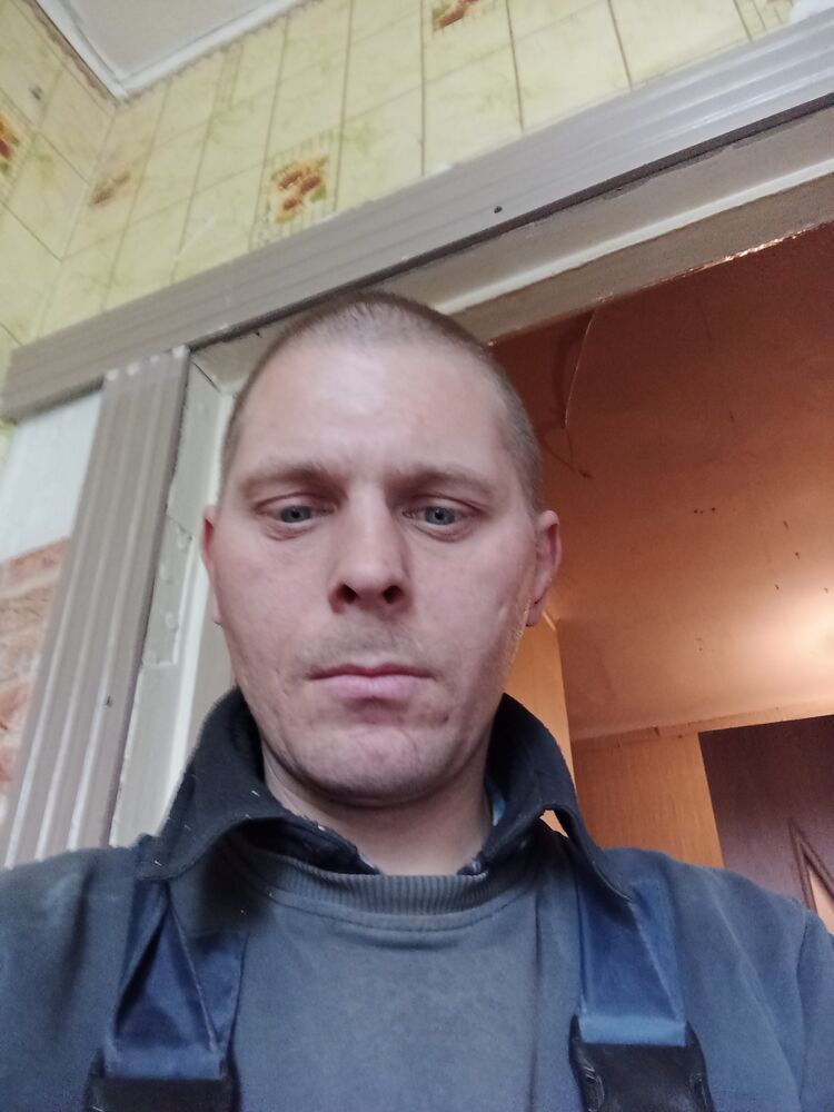  46896520  , 37 ,    