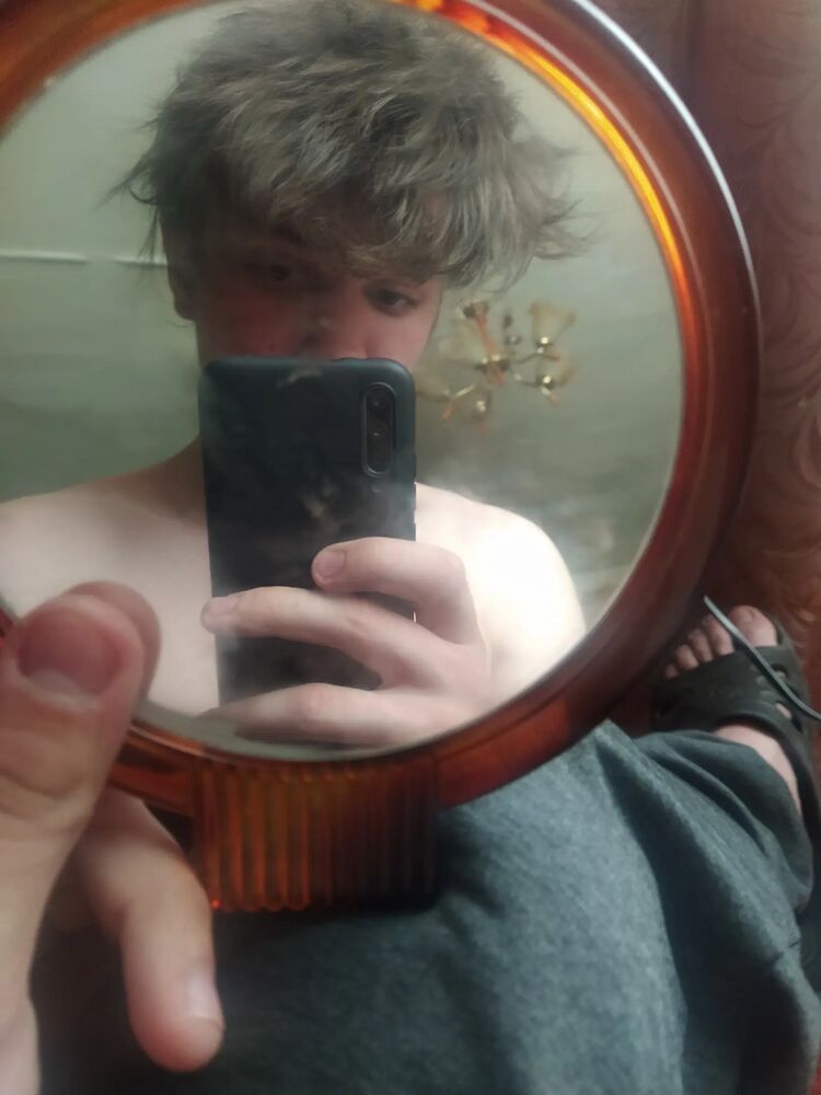  27870000  Maikl, 25 ,     