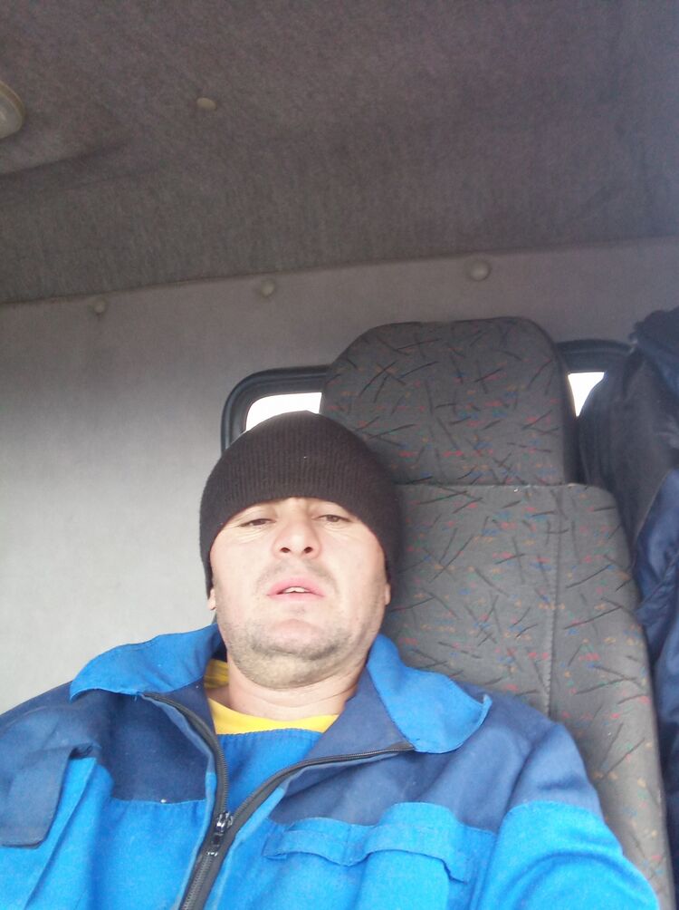  ,   Camir, 36 ,   ,   