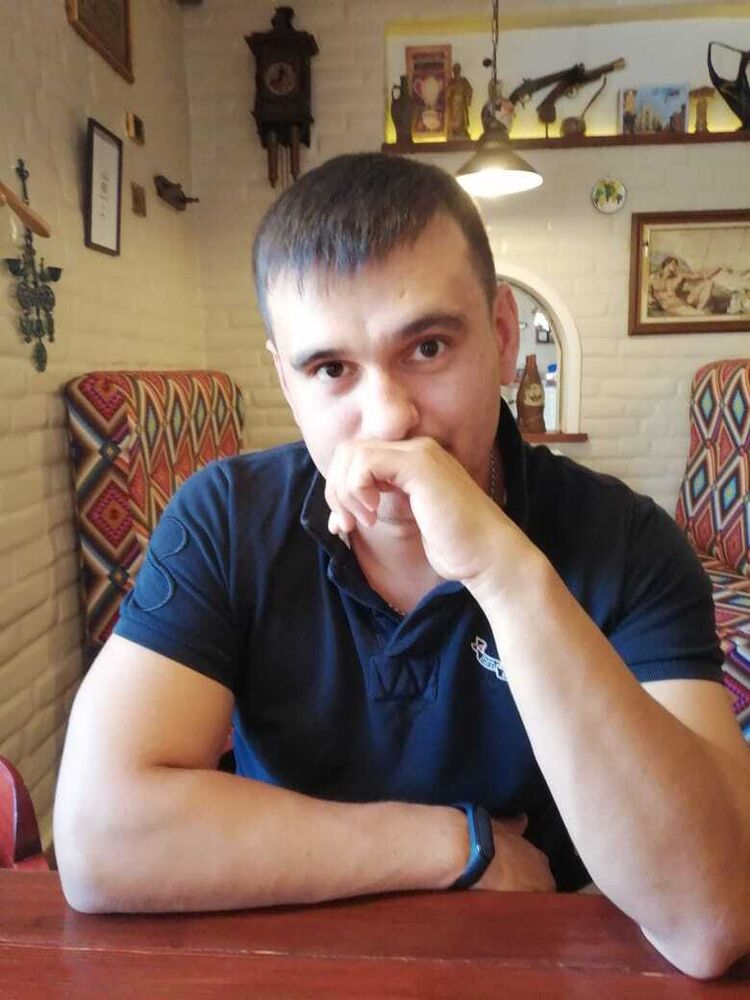  ,   Evgeny, 37 ,   ,   