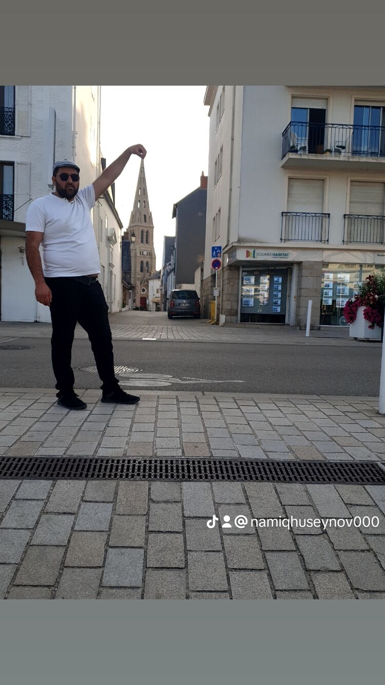  Saint-Nazaire,   Namiq, 31 ,   ,   