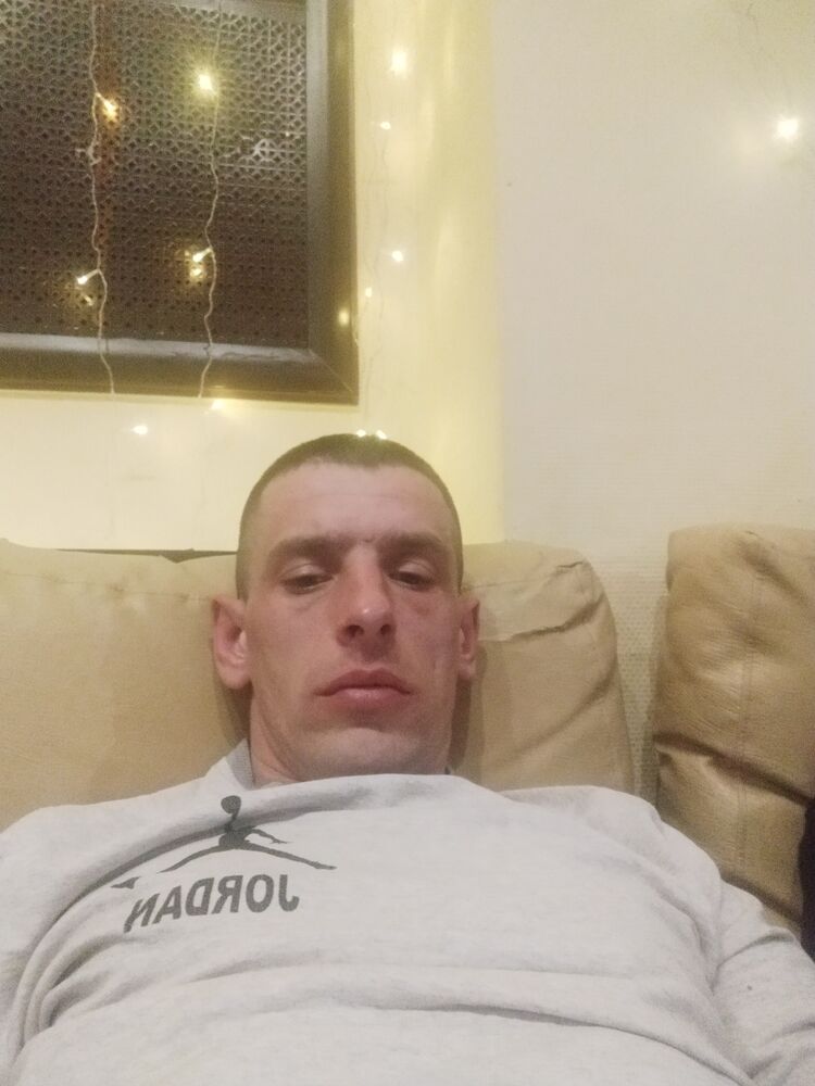  50467590  , 34 ,    