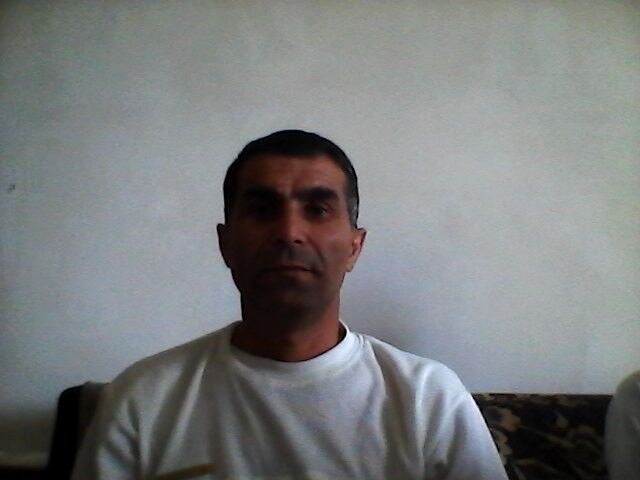  4488540  Vuqar, 48 ,    