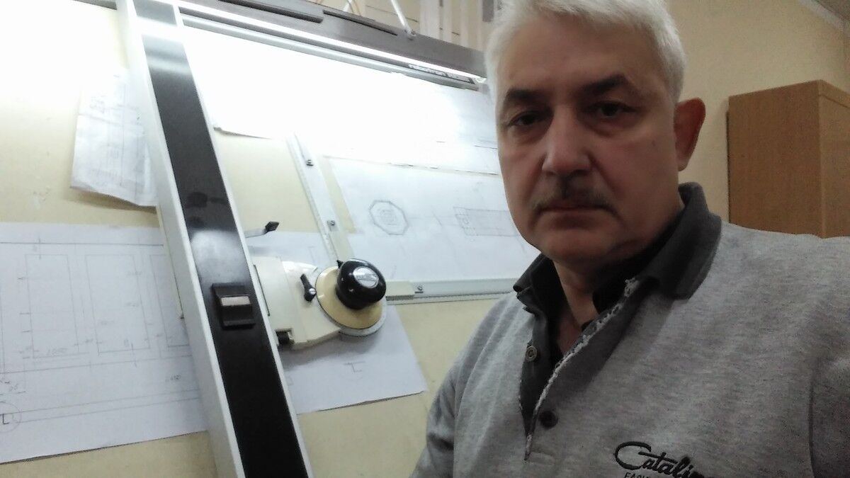  ,   Stas, 65 ,   