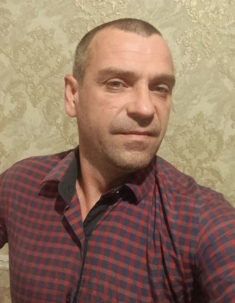  ,   Viktor, 39 ,   ,   , c 