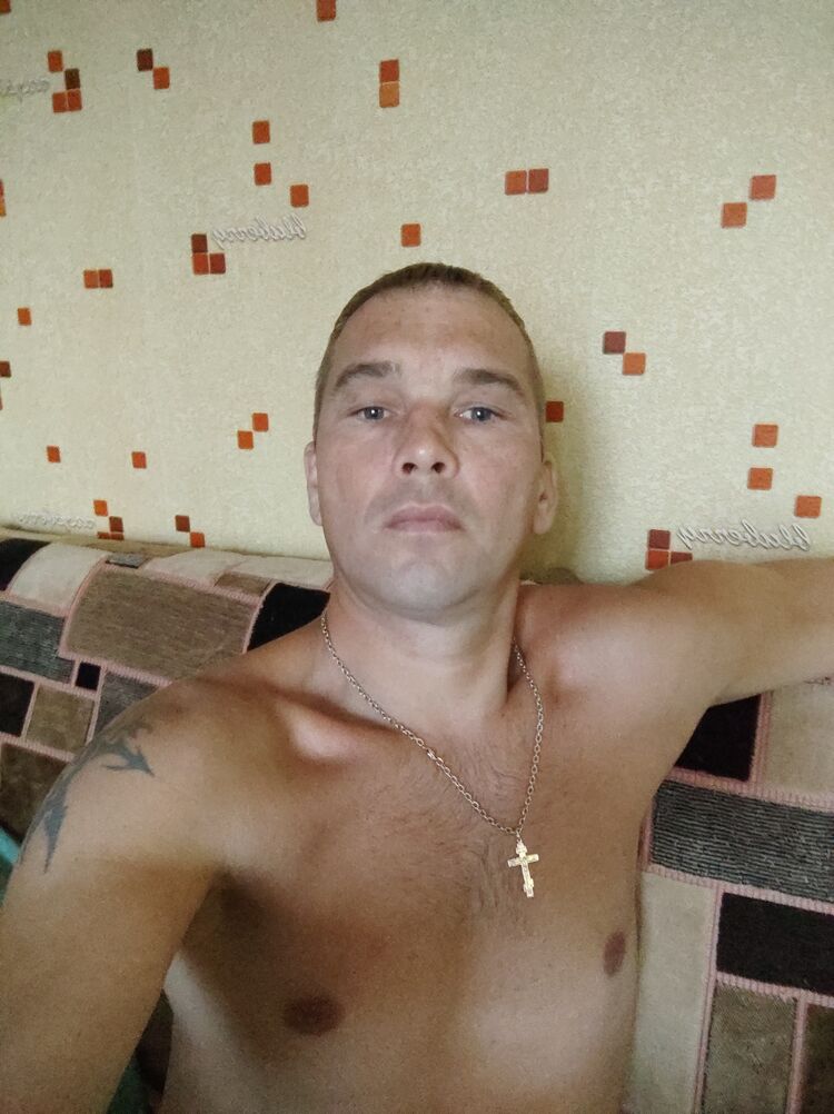  27703270  , 43 ,    