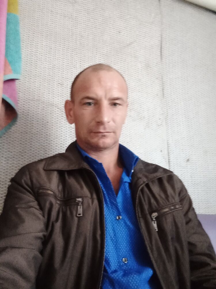  46880060  , 37 ,    