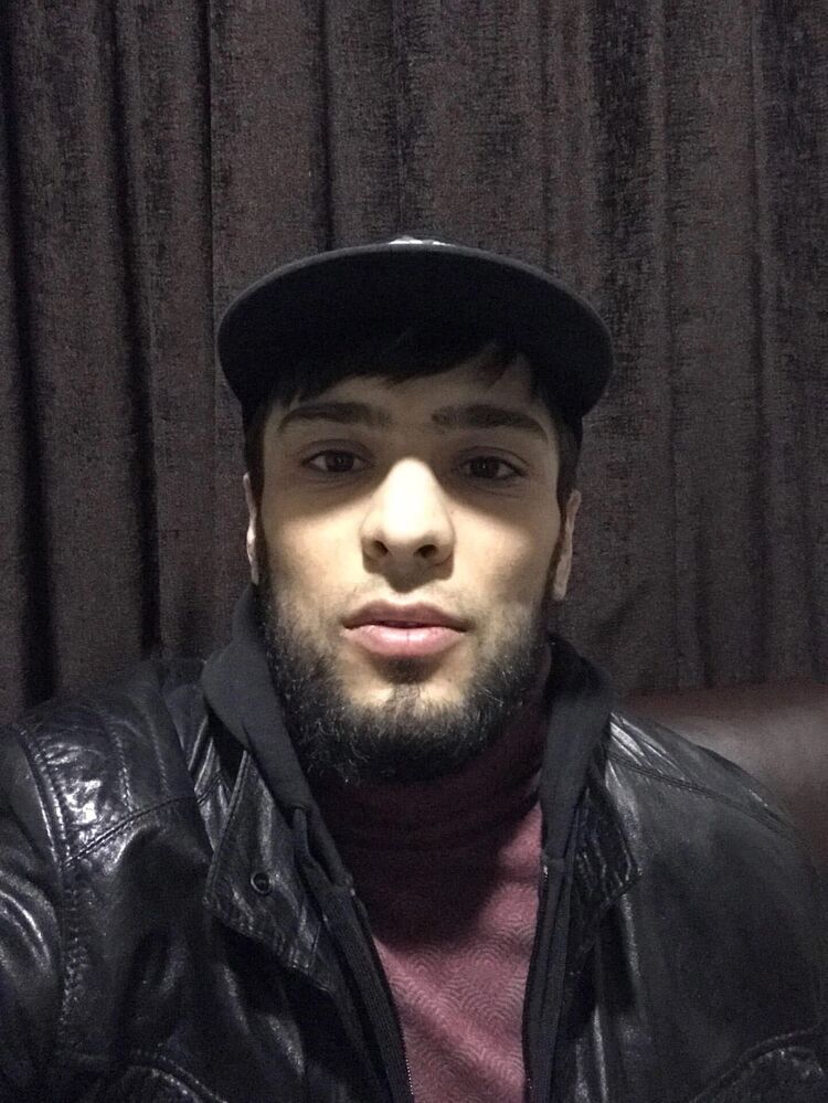  ,   Gamac, 32 ,   ,   
