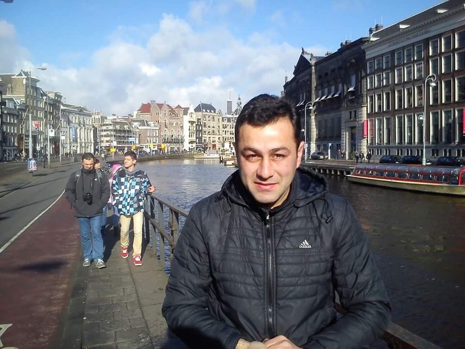  10018750  Gegi, 40 ,    