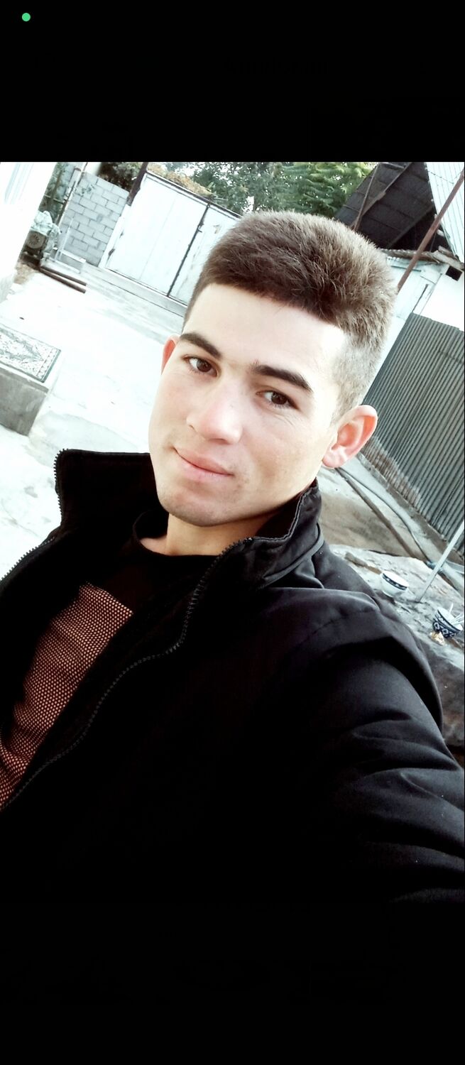  42128580  , 23 ,    