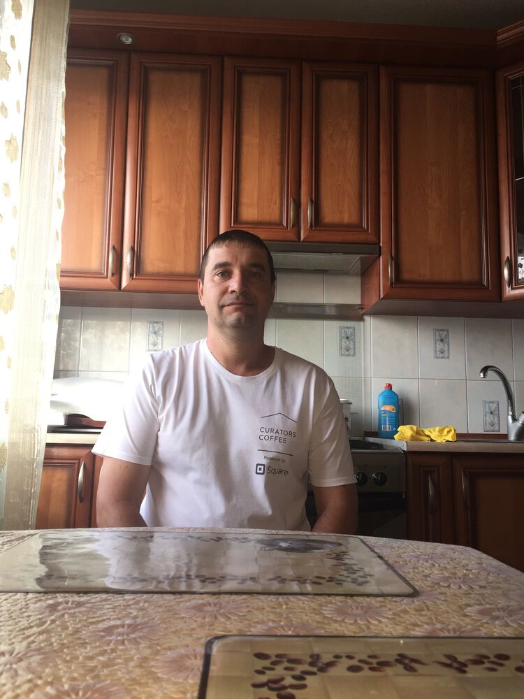  46102720  , 48 ,    