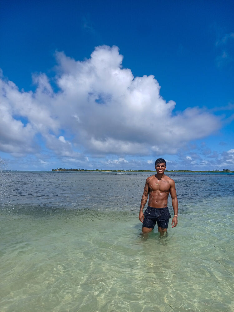  ,   Gabriel, 27 ,   ,   