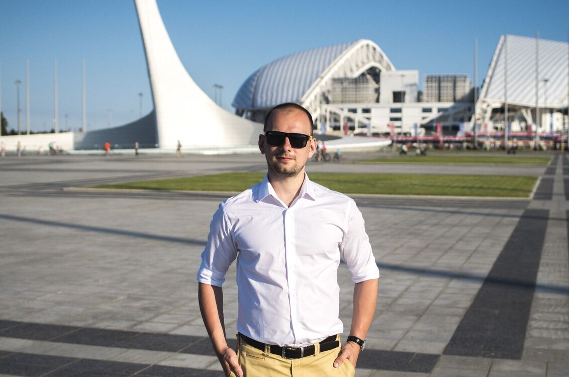  ,   Roman, 33 ,   ,   