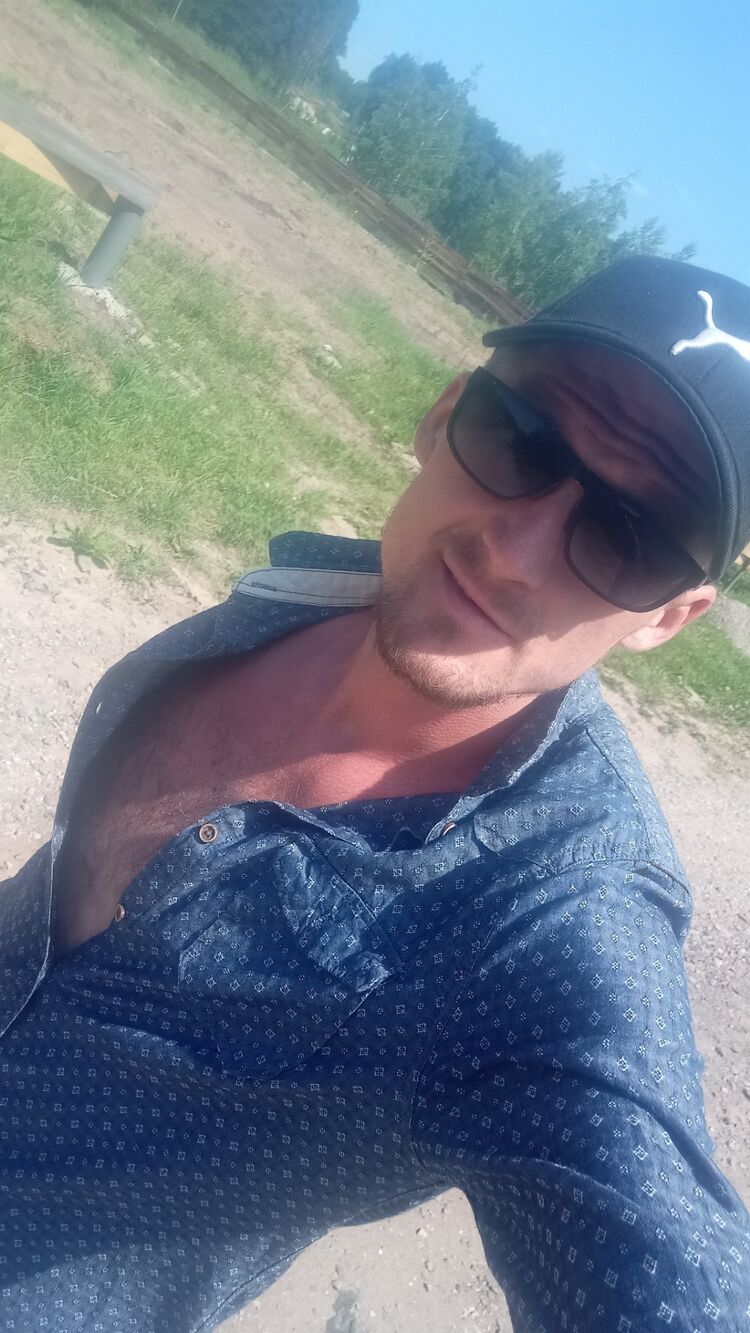  ,   Viktor, 38 ,   ,   , c 