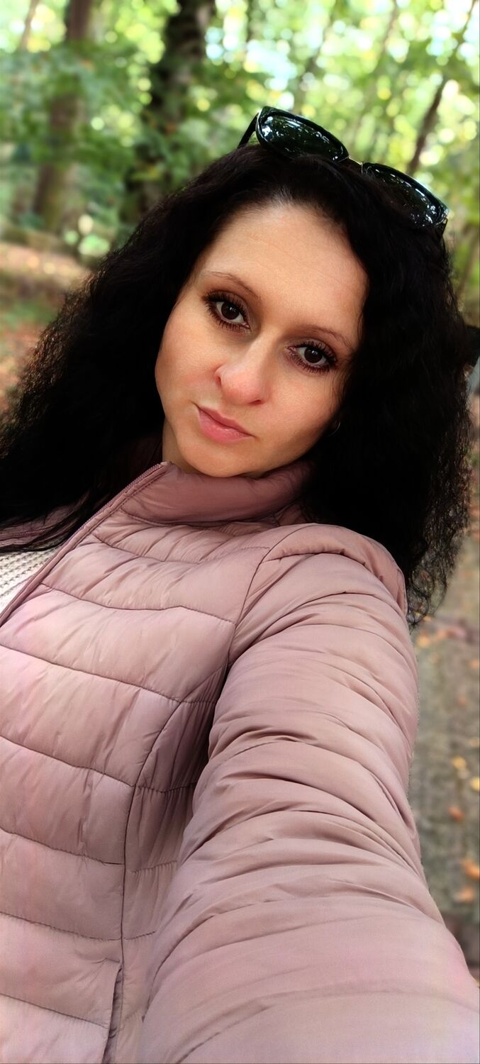  38970980  Tatjana, 41 ,    