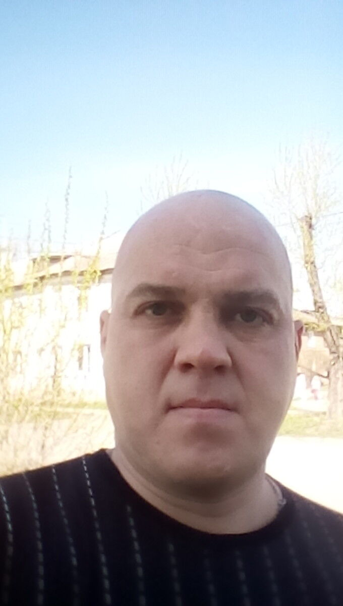  19821630  Timur, 43 ,     