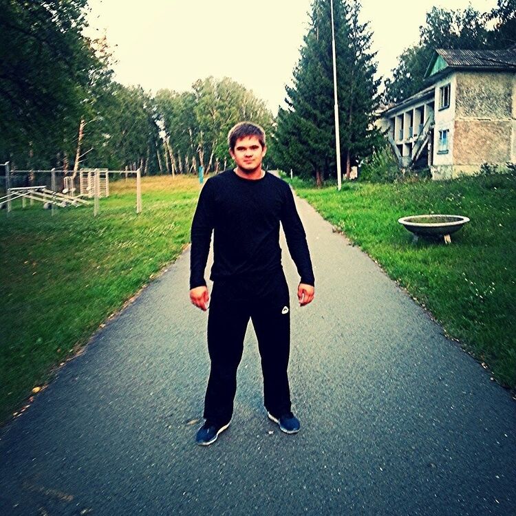  4901220  Vlad, 28 ,    