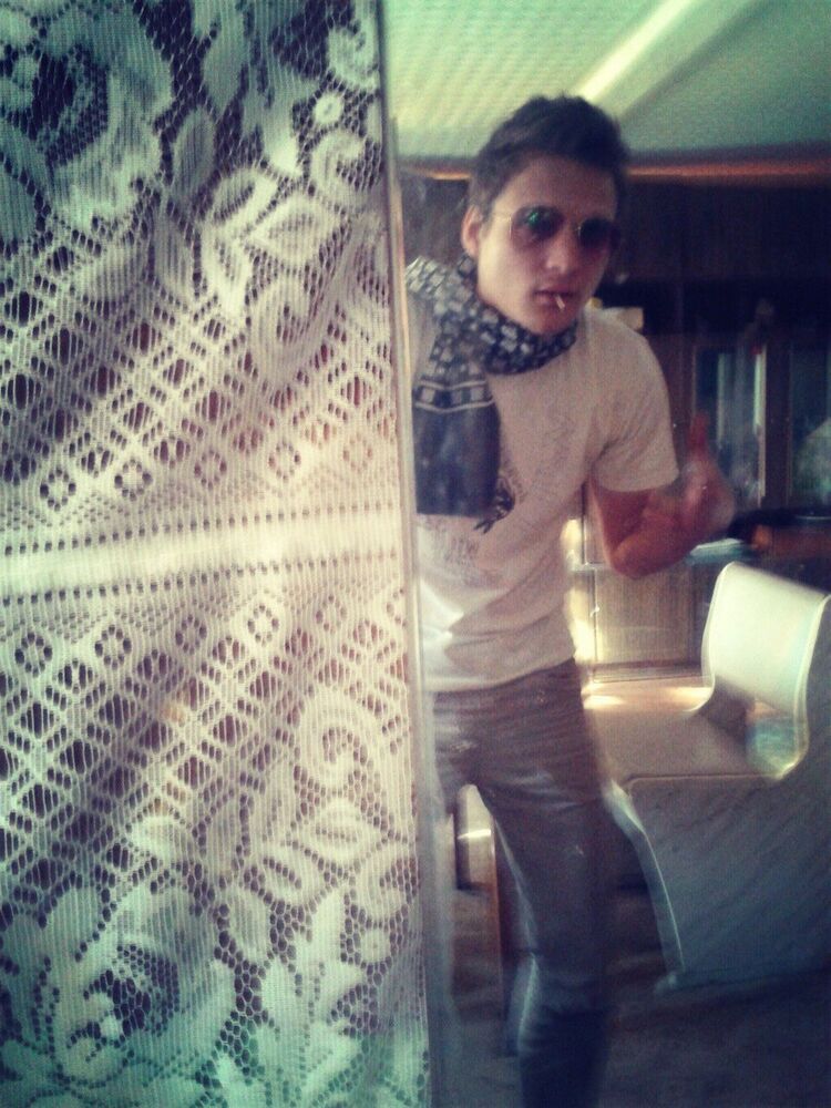  9758830  Diman, 35 ,    