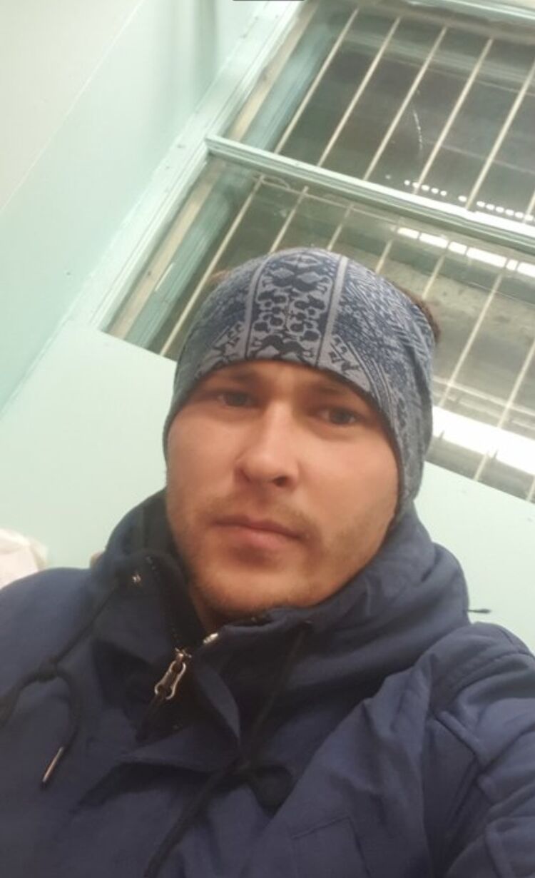  34591740  , 37 ,    
