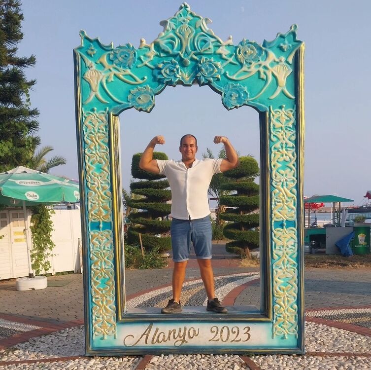  Alanya,   Furkan, 24 ,   ,   