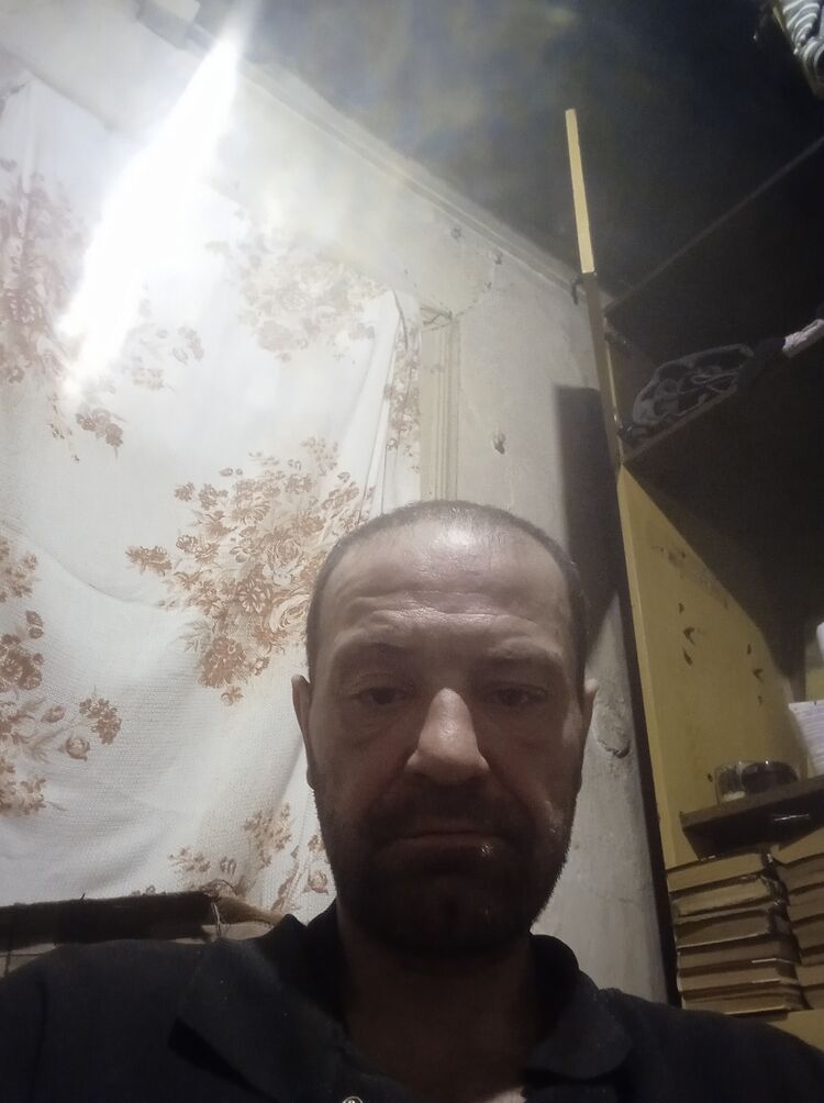  40111800  , 44 ,    