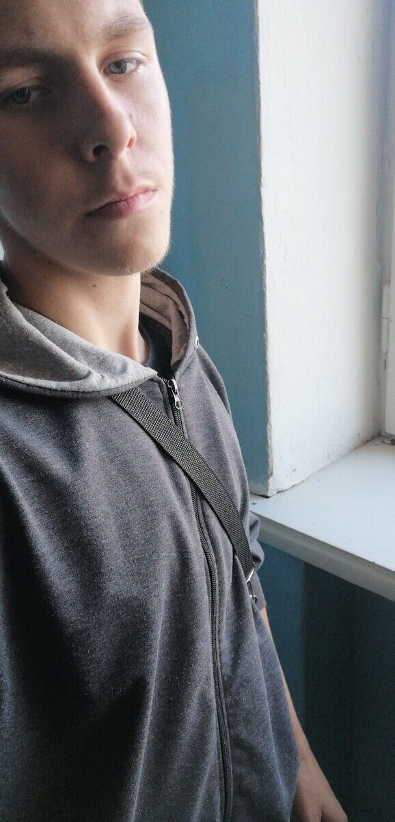  21404270  Ѹ, 23 ,    